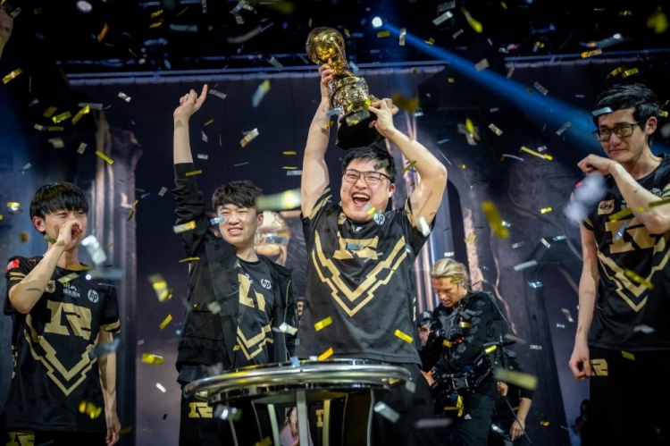 欧美赛区S15LOL全球总决赛表现：G2FNC带来惊喜